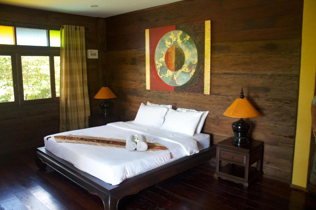 Baan Chai Thung Resort Doi Saket Phòng bức ảnh